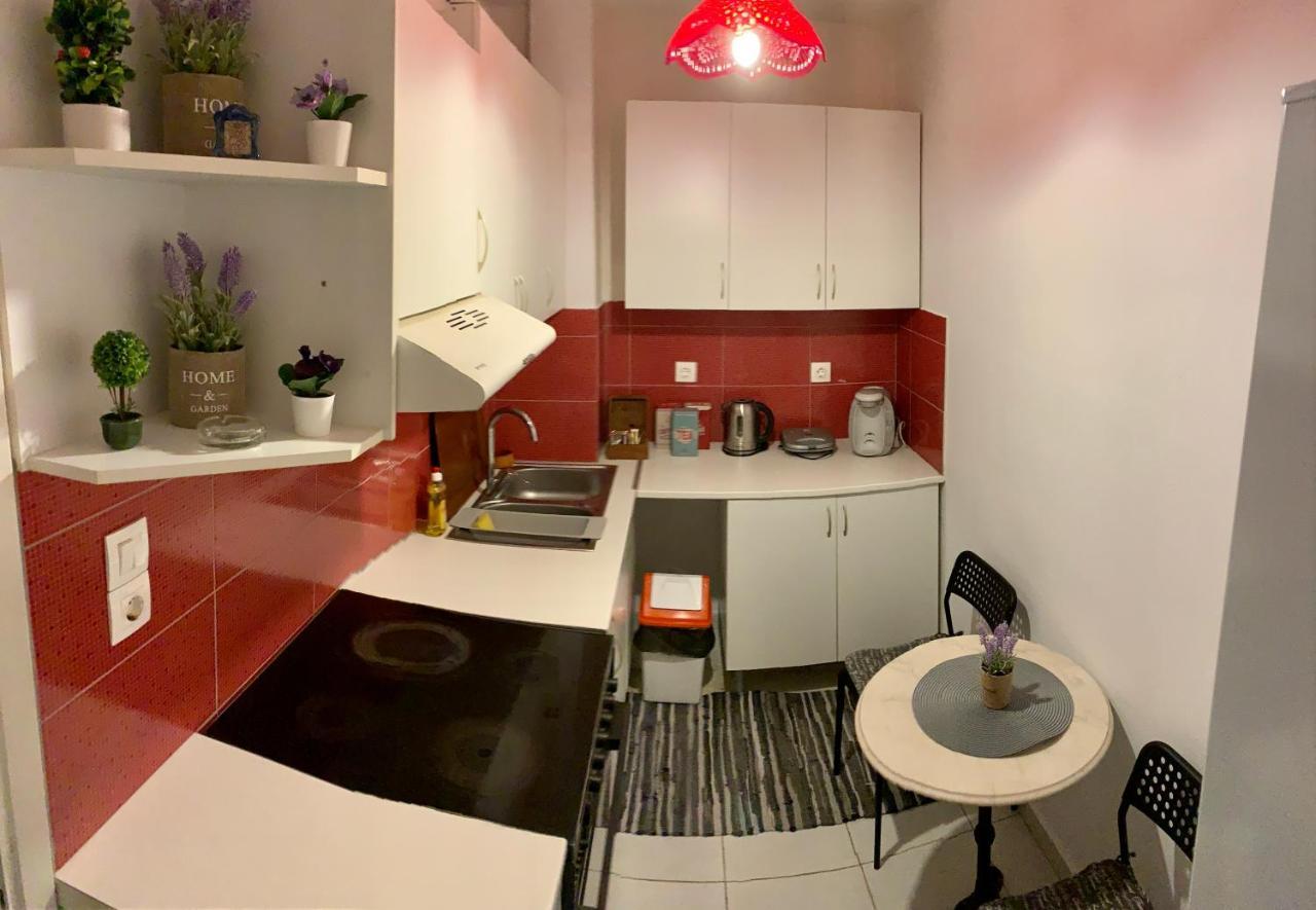 Modern Apartment In The Heart Of Athens Near Acropolis Eksteriør billede