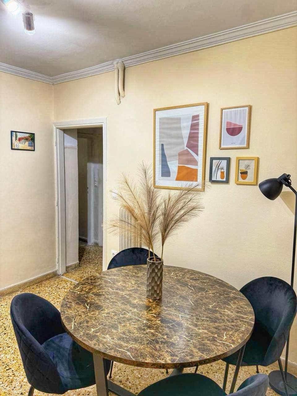 Modern Apartment In The Heart Of Athens Near Acropolis Eksteriør billede