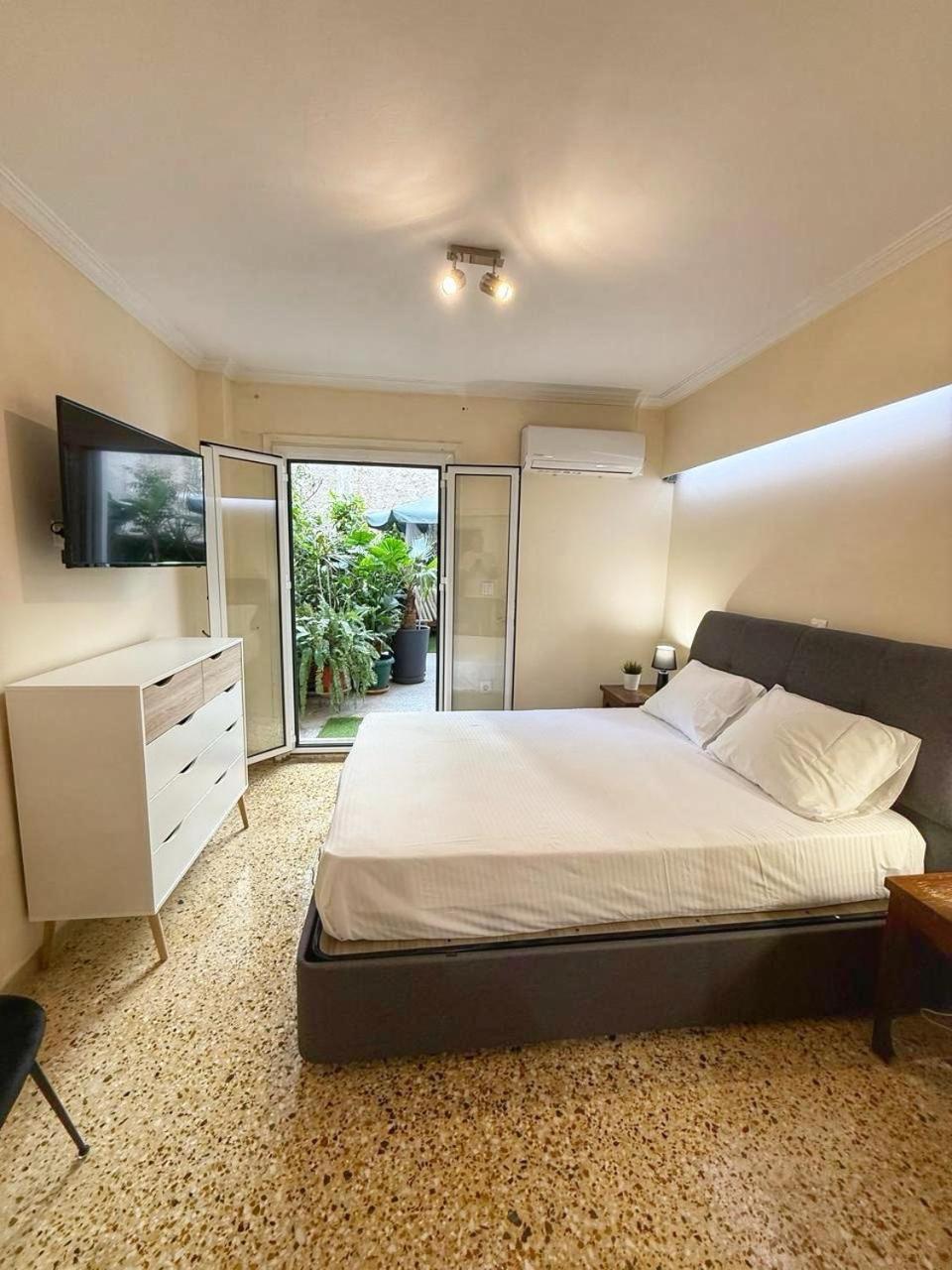 Modern Apartment In The Heart Of Athens Near Acropolis Eksteriør billede